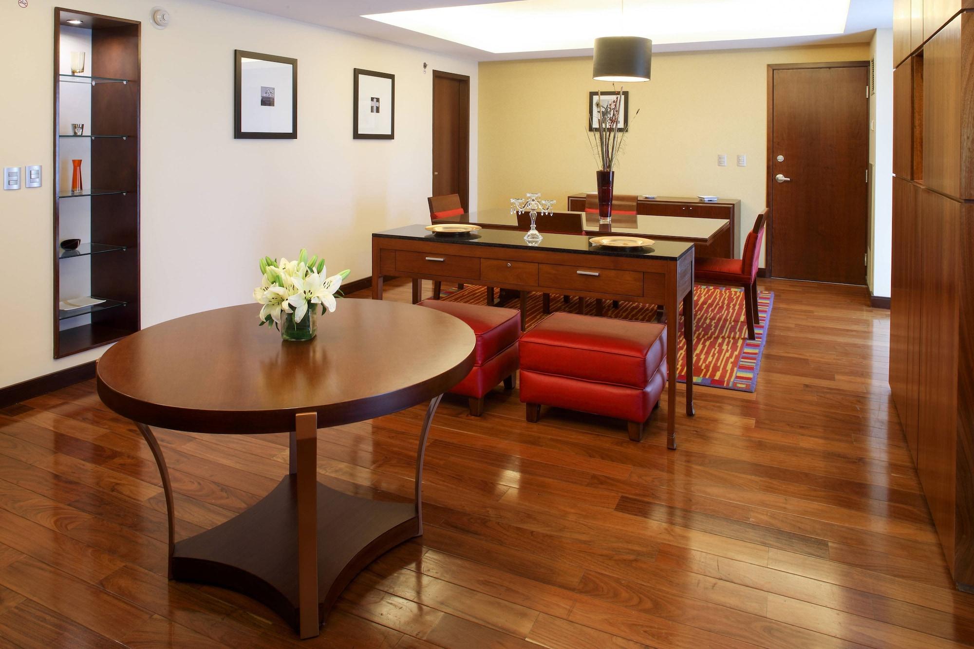Aguascalientes Marriott Hotel Экстерьер фото