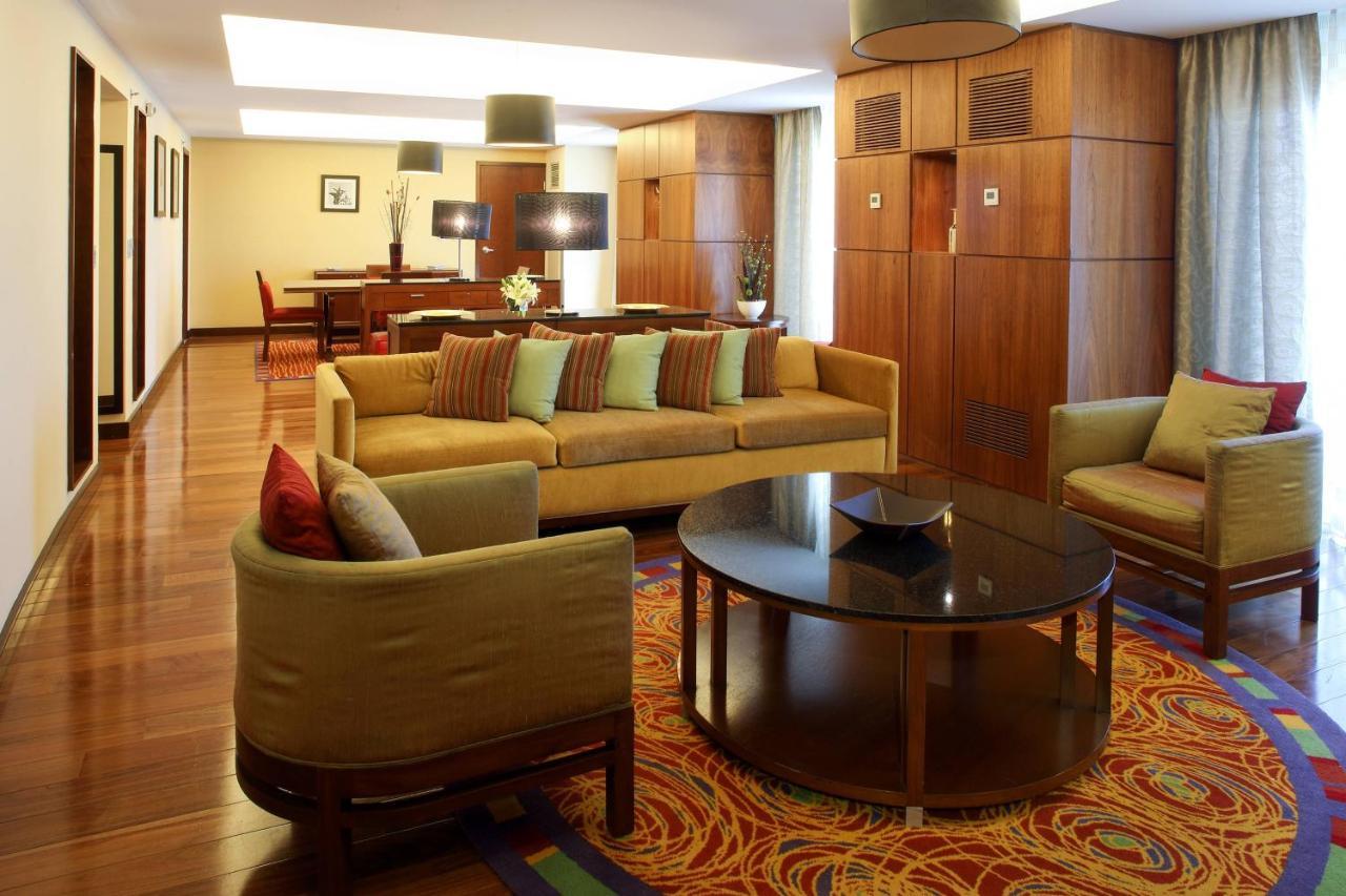 Aguascalientes Marriott Hotel Экстерьер фото