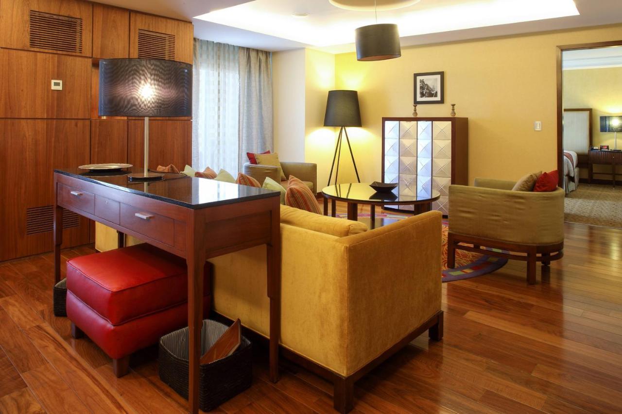 Aguascalientes Marriott Hotel Экстерьер фото