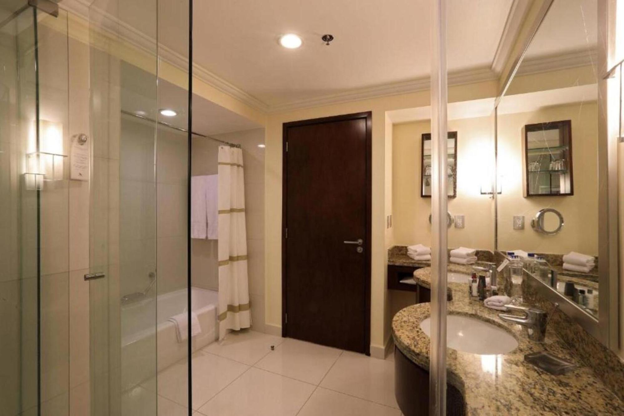 Aguascalientes Marriott Hotel Экстерьер фото